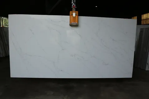 Belenco 1statuariocrux5219 — кварцевый агломерат