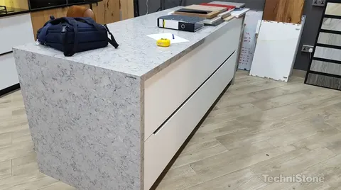 Technistone 27nobleperlatoluna11 — кварцевый агломерат