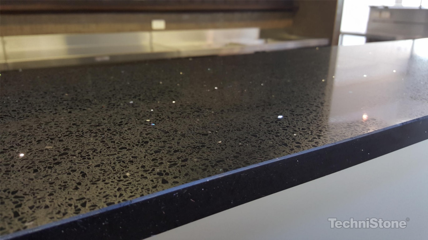 Technistone 34starlightblack13
