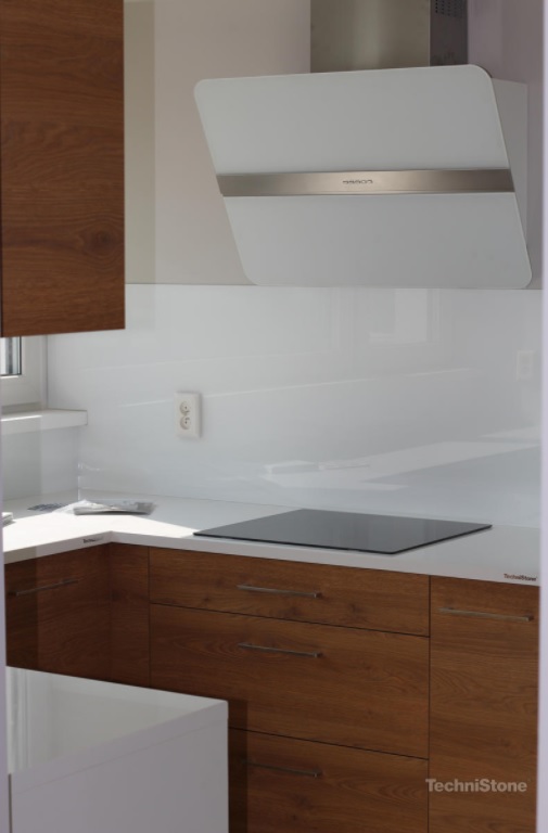 Technistone 8crystalpolarwhite18